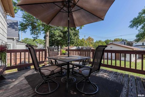 Tiny photo for 2821 LECLAIRE Street, Davenport, IA 52803 (MLS # QC4269029)