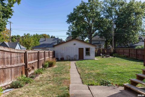 Tiny photo for 2821 LECLAIRE Street, Davenport, IA 52803 (MLS # QC4269029)