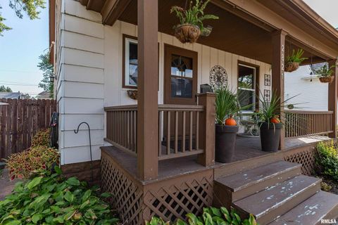 Tiny photo for 2821 LECLAIRE Street, Davenport, IA 52803 (MLS # QC4269029)