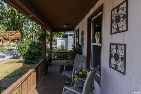 Tiny photo for 2821 LECLAIRE Street, Davenport, IA 52803 (MLS # QC4269029)