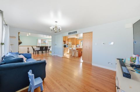 Tiny photo for 8325 LaPorte Avenue, Burbank, IL 60459 (MLS # 12603331)