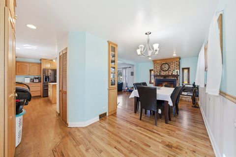 Tiny photo for 8325 LaPorte Avenue, Burbank, IL 60459 (MLS # 12603331)