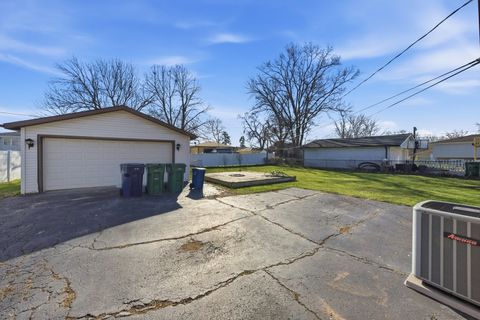 Tiny photo for 8325 LaPorte Avenue, Burbank, IL 60459 (MLS # 12603331)