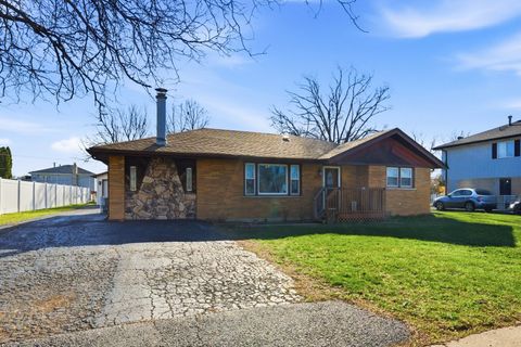 Tiny photo for 8325 LaPorte Avenue, Burbank, IL 60459 (MLS # 12603331)