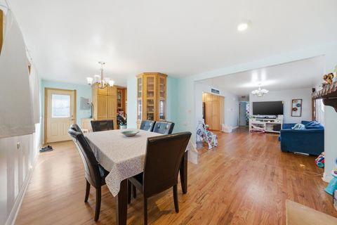 Tiny photo for 8325 LaPorte Avenue, Burbank, IL 60459 (MLS # 12603331)