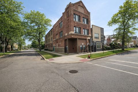 2258 S Sacramento Avenue Chicago IL 60623