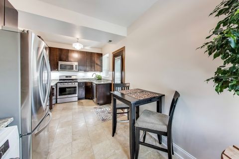 Tiny photo for 1459 W Leland Avenue #3, Chicago, IL 60640 (MLS # 12431073)