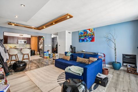 Tiny photo for 6007 N SHERIDAN Road #29F, Chicago, IL 60660 (MLS # 12625629)