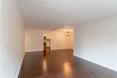 Tiny photo for 905 Center Street #208, Des Plaines, IL 60016 (MLS # 12509821)