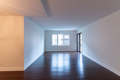 Tiny photo for 905 Center Street #208, Des Plaines, IL 60016 (MLS # 12509821)