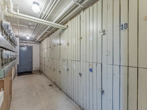 Tiny photo for 6500 N Ridge Boulevard #4E, Chicago, IL 60626 (MLS # 12496973)