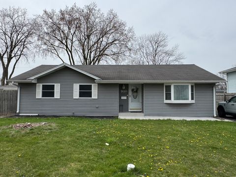 Photo of 920 Central Avenue, Matteson, IL 60443 (MLS # 12630214)