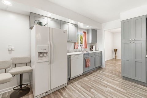 Tiny photo for 920 Central Avenue, Matteson, IL 60443 (MLS # 12630214)