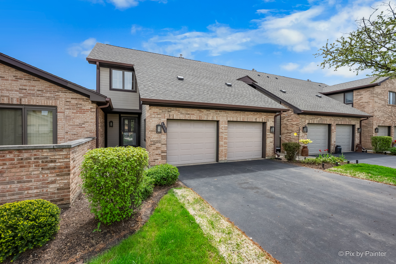 Photo 1 of 21 — 1751 Pebble Beach Drive, Hoffman Estates, IL 60169