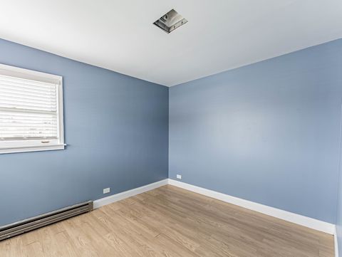 Tiny photo for 2246 Clinton Avenue, Berwyn, IL 60402 (MLS # 12641361)