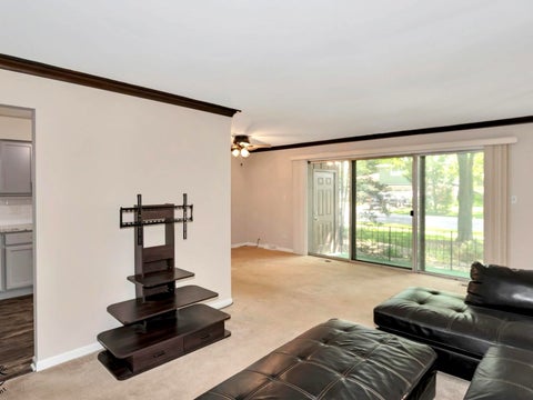 Tiny photo for 17618 71st Court #1N, Tinley Park, IL 60477 (MLS # 12693674)
