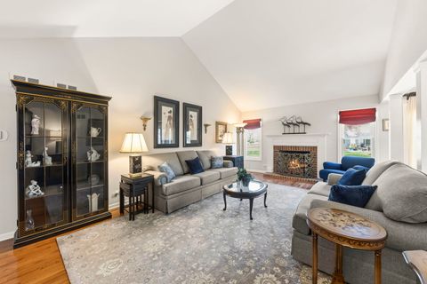 Tiny photo for 75 Country Club Drive, Prospect Heights, IL 60070 (MLS # 12599023)