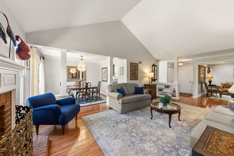 Tiny photo for 75 Country Club Drive, Prospect Heights, IL 60070 (MLS # 12599023)