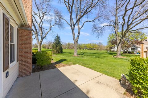 Tiny photo for 75 Country Club Drive, Prospect Heights, IL 60070 (MLS # 12599023)