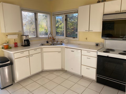 Tiny photo for 1427 James Court, Libertyville, IL 60048 (MLS # 12786920)