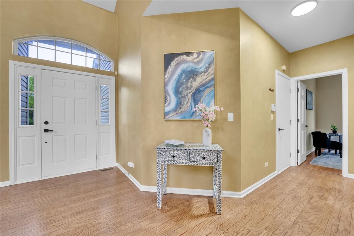 18846 W Wooddale Trail