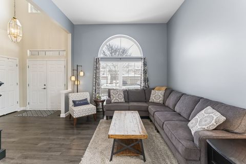 Tiny photo for 1108 Heavens Gate Drive, Lake In The Hills, IL 60156 (MLS # 12533596)