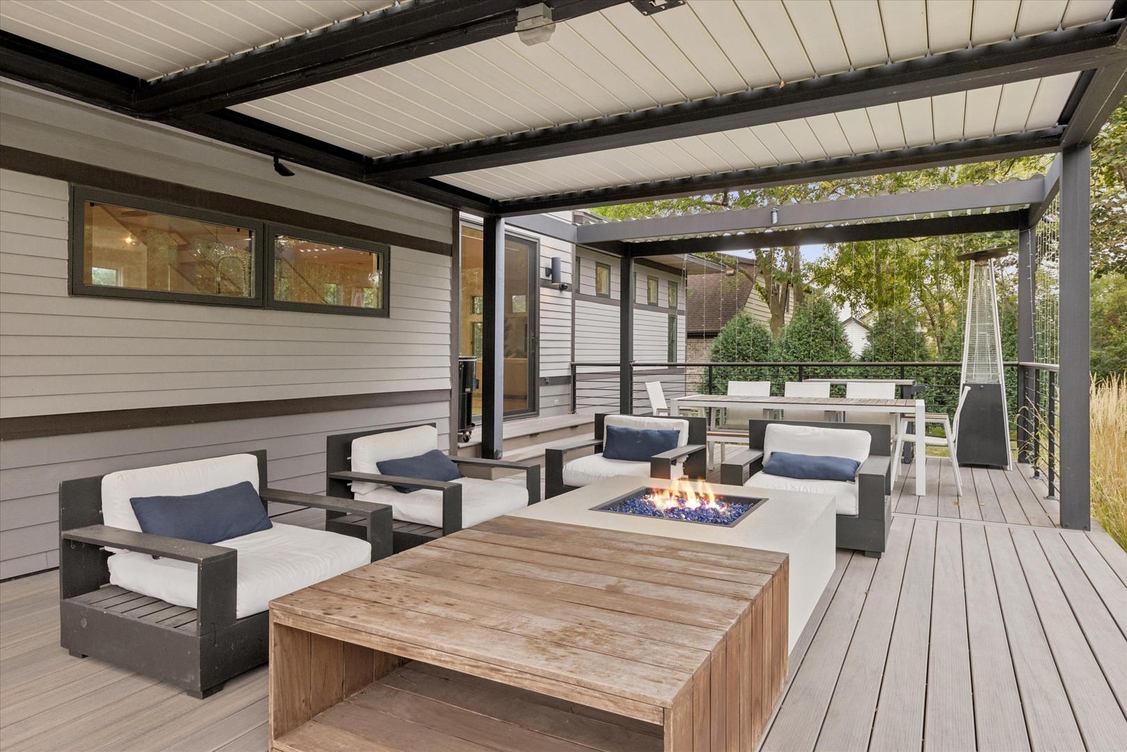 11225 Arrowhead Trail