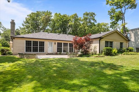 Tiny photo for 912 Morningside Drive, Lake Forest, IL 60045 (MLS # 12410197)