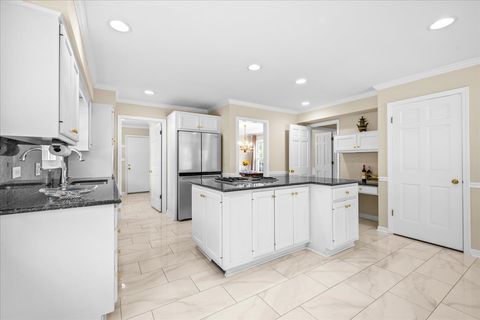 Tiny photo for 912 Morningside Drive, Lake Forest, IL 60045 (MLS # 12410197)