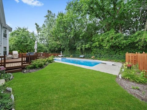 Tiny photo for 1625 Churchill Court, Libertyville, IL 60048 (MLS # 12488905)