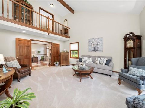 Tiny photo for 1625 Churchill Court, Libertyville, IL 60048 (MLS # 12488905)