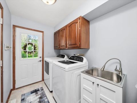 Tiny photo for 1625 Churchill Court, Libertyville, IL 60048 (MLS # 12488905)