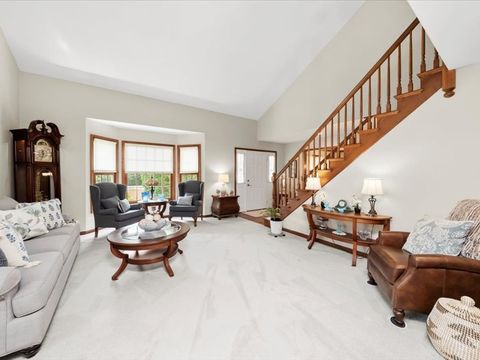 Tiny photo for 1625 Churchill Court, Libertyville, IL 60048 (MLS # 12488905)