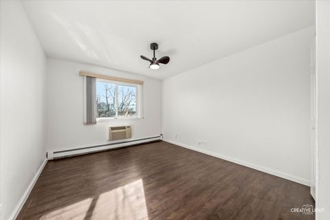 Tiny photo for 1004 N Mill Street #312, Naperville, IL 60563 (MLS # 12552466)