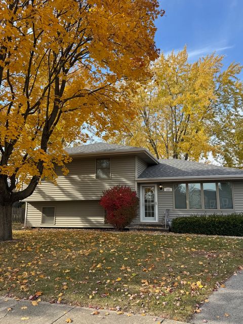 Photo of 1321 Galena Court, Naperville, IL 60564 (MLS # 12482736)