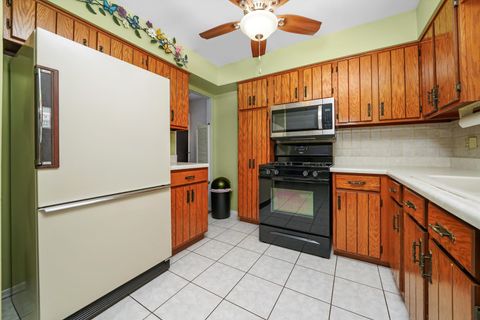 Tiny photo for 7721 Normandy Avenue, Burbank, IL 60459 (MLS # 12479620)