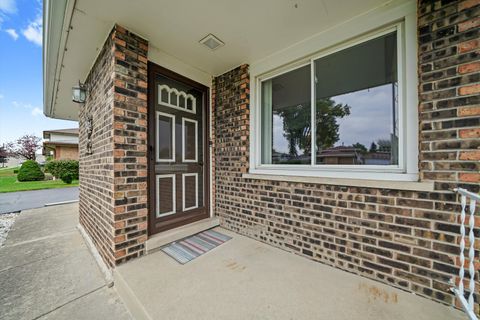 Tiny photo for 7721 Normandy Avenue, Burbank, IL 60459 (MLS # 12479620)