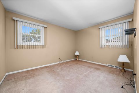 Tiny photo for 7721 Normandy Avenue, Burbank, IL 60459 (MLS # 12479620)