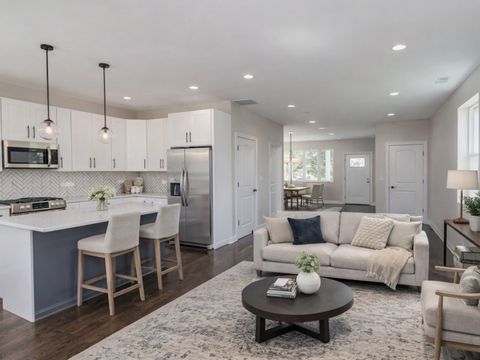 Tiny photo for 1110 S 3rd Avenue, Maywood, IL 60153 (MLS # 12595981)