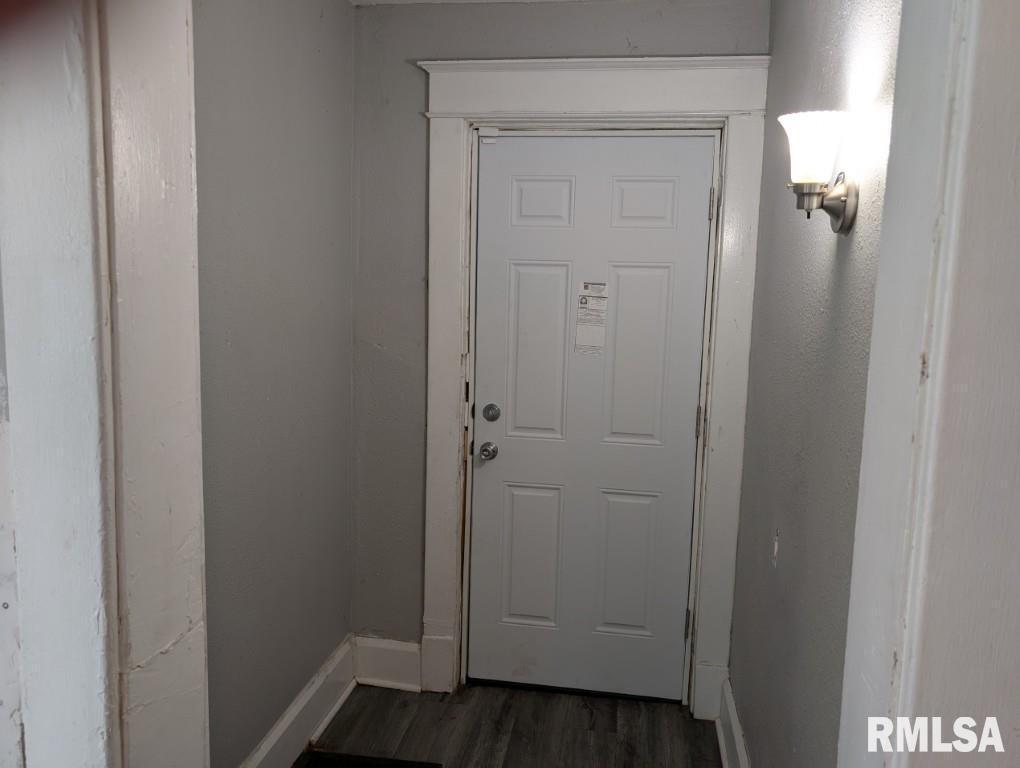 824 W 14TH Street