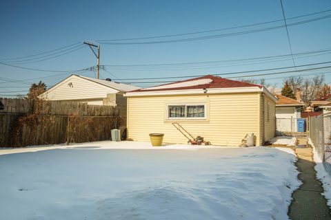Tiny photo for 3912 W 55th Place, Chicago, IL 60629 (MLS # 12559679)