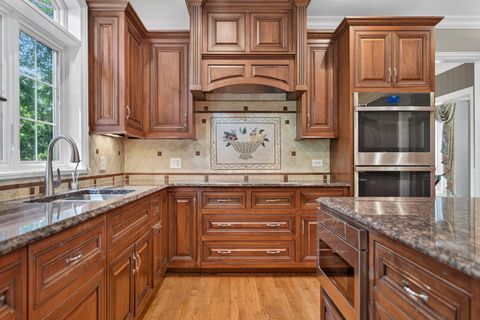 Tiny photo for 27033 W Coventry Court, Lake Barrington, IL 60010 (MLS # 12697399)
