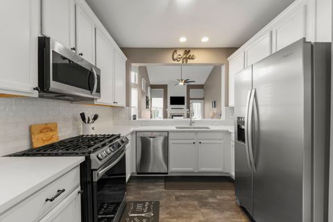 Tiny photo for 907 Bluebell Circle, Joliet, IL 60431 (MLS # 12494152)