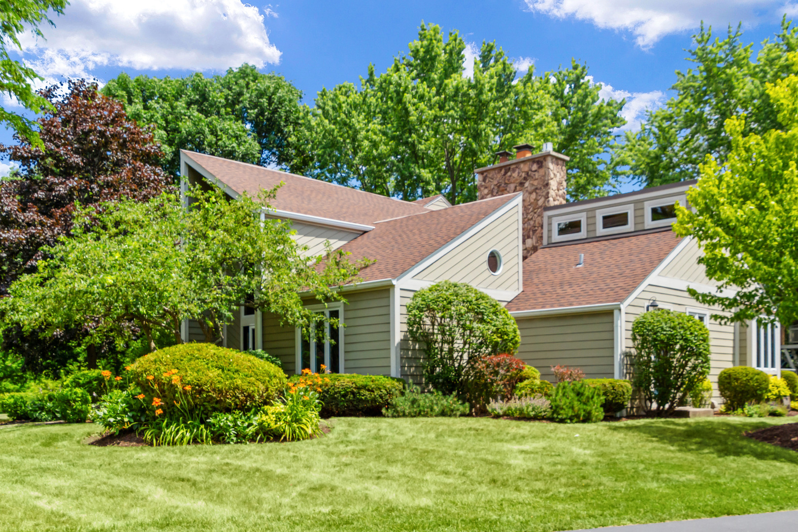 20785 N Meadows Court