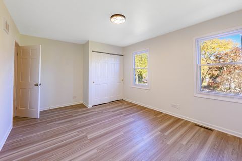 Tiny photo for 1224 W Whytecliff Road, Palatine, IL 60067 (MLS # 12552688)