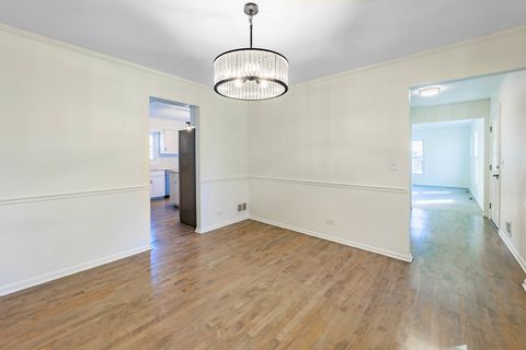 Tiny photo for 1224 W Whytecliff Road, Palatine, IL 60067 (MLS # 12552688)