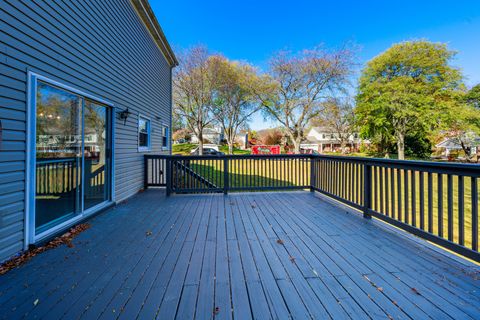 Tiny photo for 1224 W Whytecliff Road, Palatine, IL 60067 (MLS # 12552688)