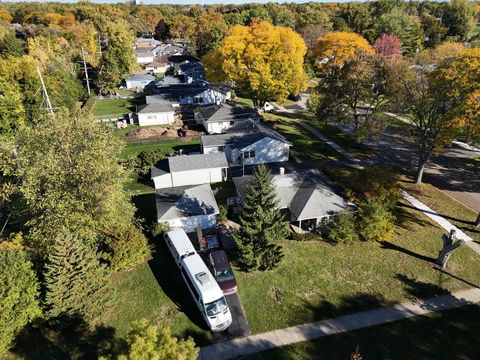 Tiny photo for 4209 Owl Drive, Rolling Meadows, IL 60008 (MLS # 12496246)