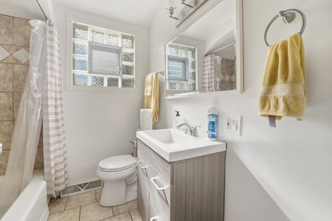 Tiny photo for 3043 W 96th Place, Evergreen Park, IL 60805 (MLS # 12496190)