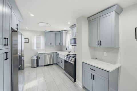 Tiny photo for 3043 W 96th Place, Evergreen Park, IL 60805 (MLS # 12496190)